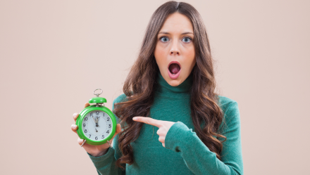 When Clocks Collide: Choosing Between Career and Motherhood — Or Refusing to Choose at All